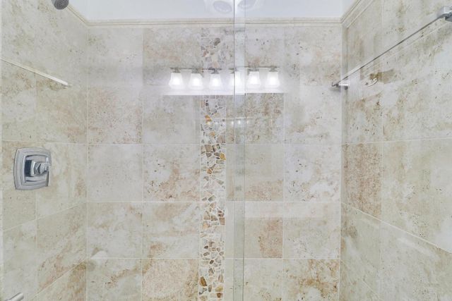 112 Yacht Club Drive 8, North Palm Beach, FL 33408