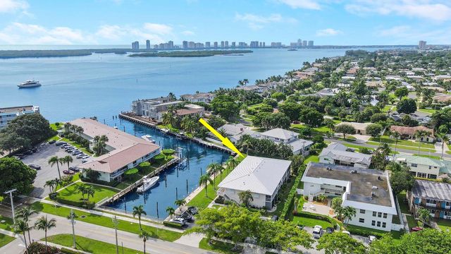 112 Yacht Club Drive 8, North Palm Beach, FL 33408
