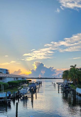 112 Yacht Club Drive 8, North Palm Beach, FL 33408