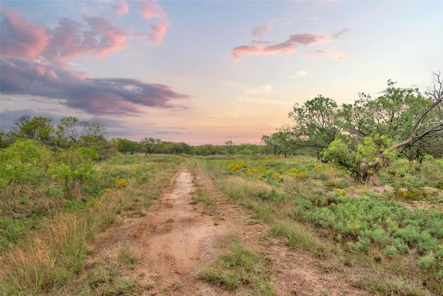 17932 State Highway 56, Southmayd, TX 75092