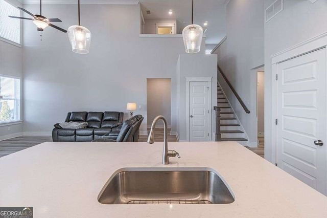 604 Redfish Way, Hoschton, GA 30548