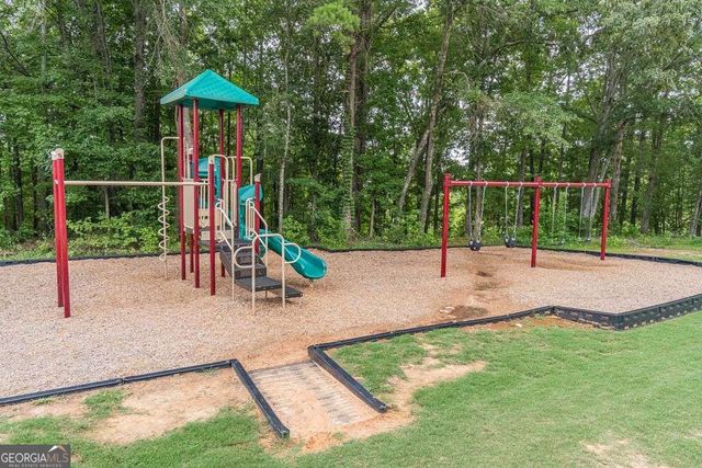 604 Redfish Way, Hoschton, GA 30548