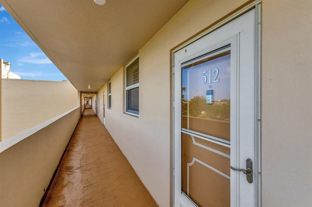 6461 NW 2nd Avenue 512, Boca Raton, FL 33487