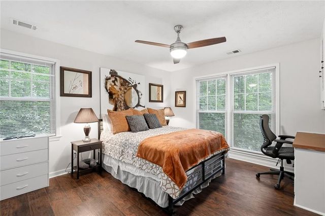 5027 Castlewood Drive SW, Lilburn, GA 30047