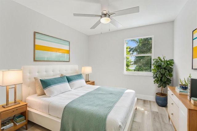 31 Swallow Drive, Boynton Beach, FL 33436