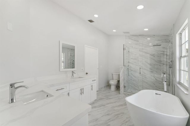 31 Swallow Drive, Boynton Beach, FL 33436