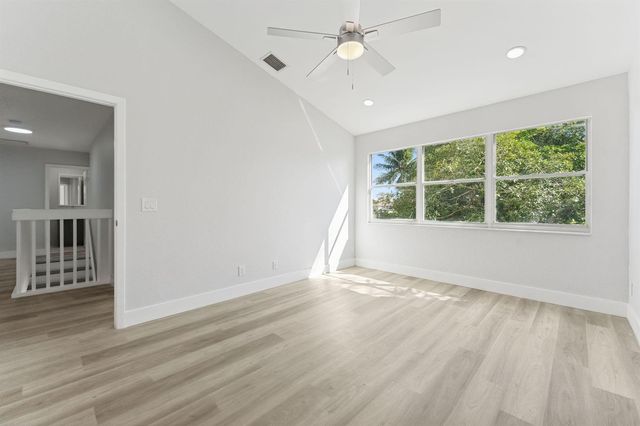 31 Swallow Drive, Boynton Beach, FL 33436
