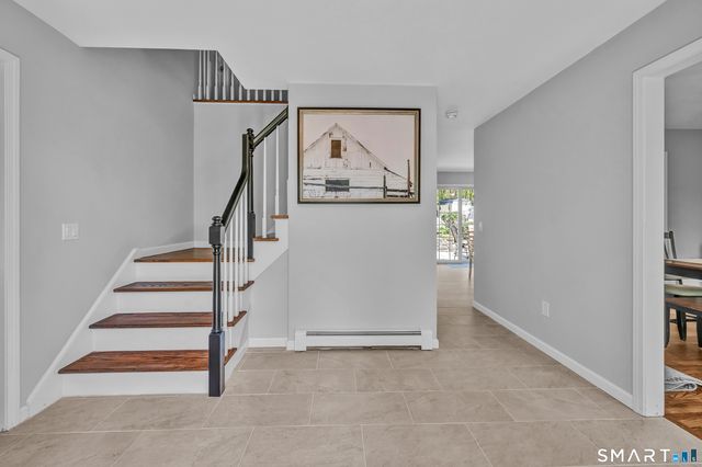 33 King Street, Danbury, CT 06811
