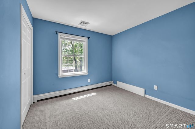 33 King Street, Danbury, CT 06811