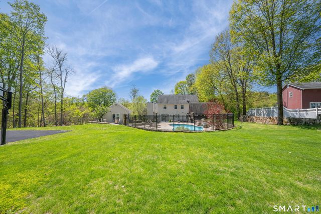 33 King Street, Danbury, CT 06811