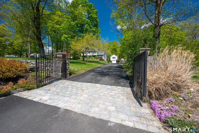 33 King Street, Danbury, CT 06811