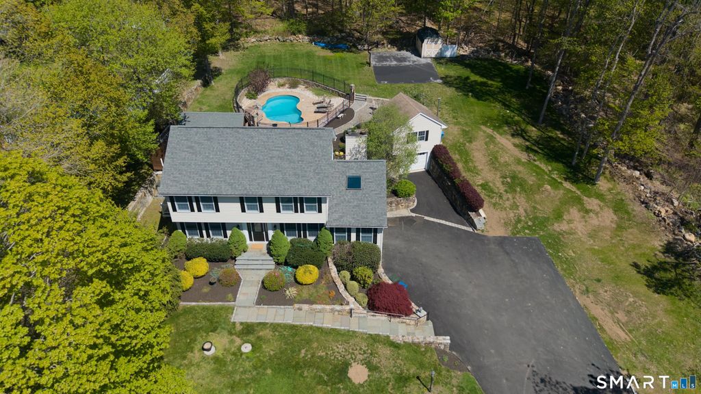 33 King Street, Danbury, CT 06811