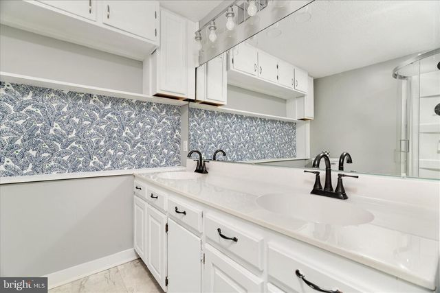 11244 APPLE HARVEST DR, Inwood, WV 25428