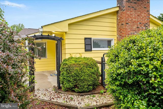 11244 APPLE HARVEST DR, Inwood, WV 25428