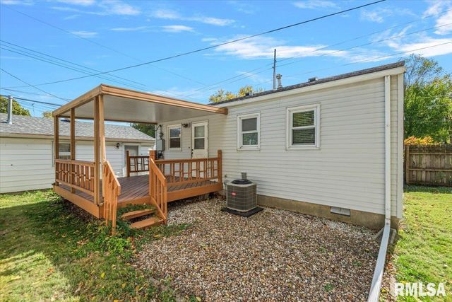 817 W ELLIOTT Avenue, Springfield, IL 62702