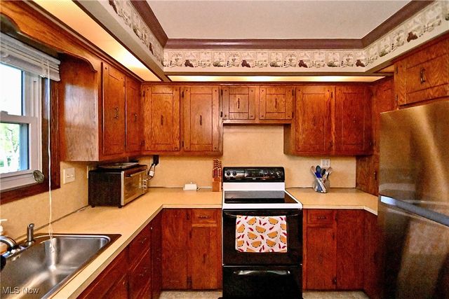 12562 Weygandt Street NW, Canal Fulton, OH 44614