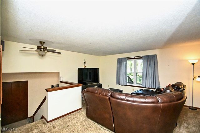 12562 Weygandt Street NW, Canal Fulton, OH 44614