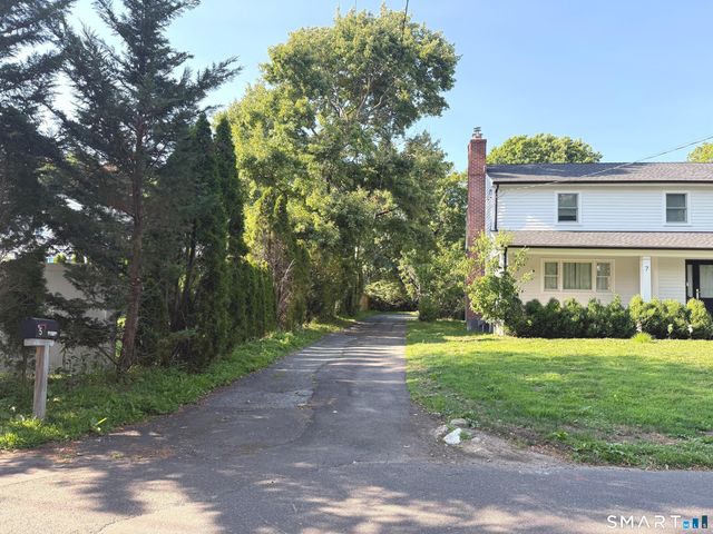 5 Griffith Road, Greenwich, CT 06878
