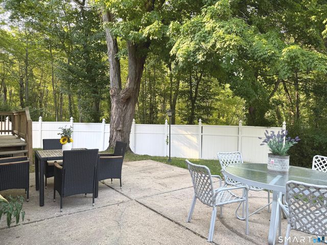 5 Griffith Road, Greenwich, CT 06878