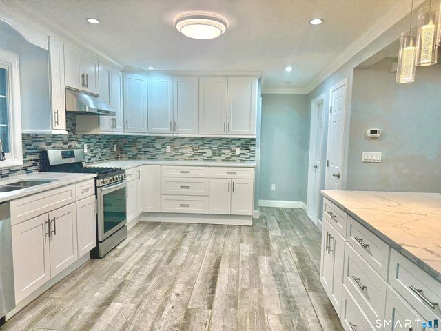 5 Griffith Road, Greenwich, CT 06878