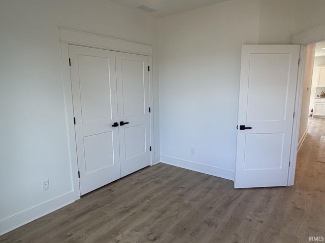 7649 W Julia Drive, Ellettsville, IN 47429