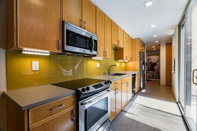 1203 Iron Avenue SW APT 2, Albuquerque, NM 87102
