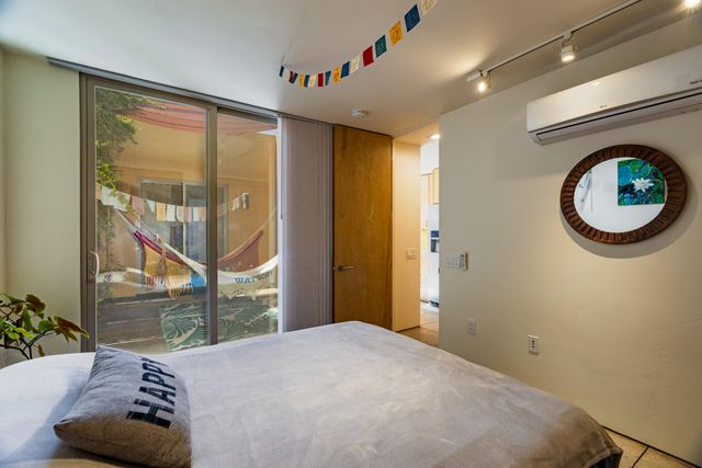 1203 Iron Avenue SW APT 2, Albuquerque, NM 87102