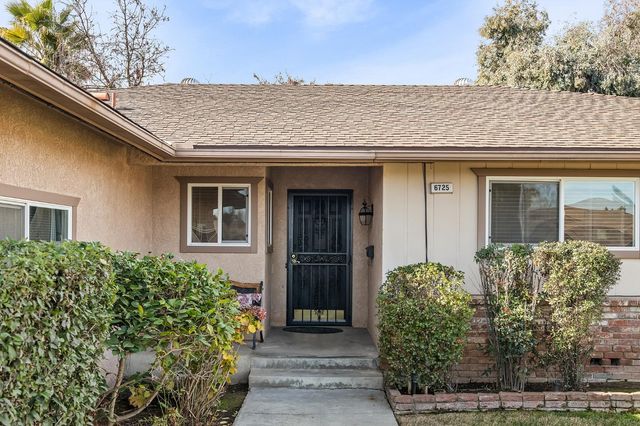 6725 N Baird Avenue, Fresno, CA 93710