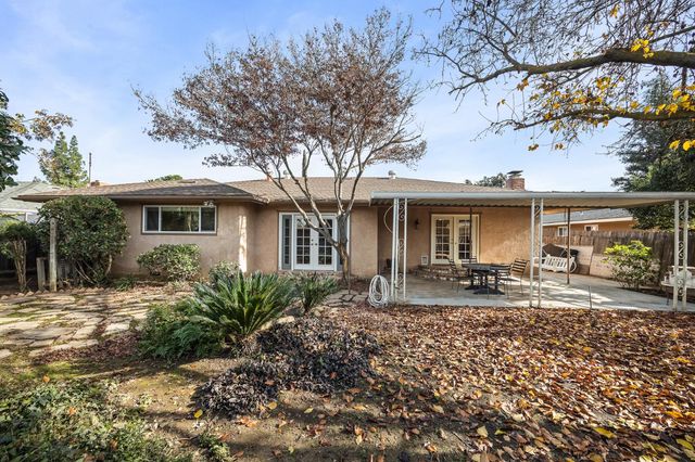 6725 N Baird Avenue, Fresno, CA 93710