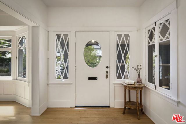 1926 N Wilton Place, Los Angeles, CA 90068