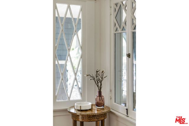 1926 N Wilton Place, Los Angeles, CA 90068