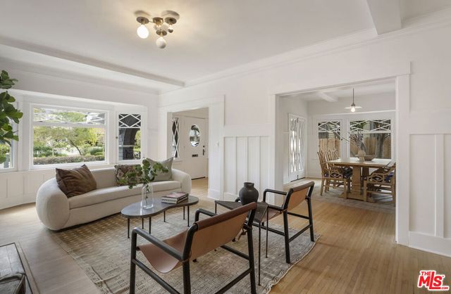 1926 N Wilton Place, Los Angeles, CA 90068