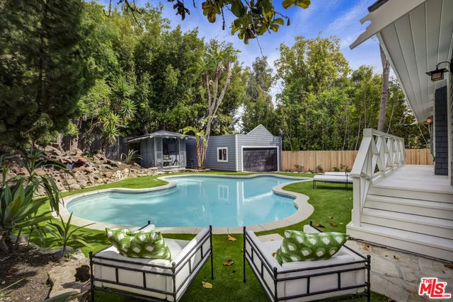 1926 N Wilton Place, Los Angeles, CA 90068