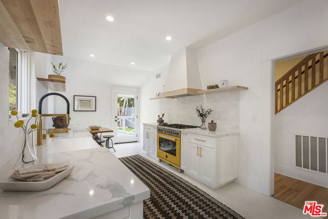 1926 N Wilton Place, Los Angeles, CA 90068