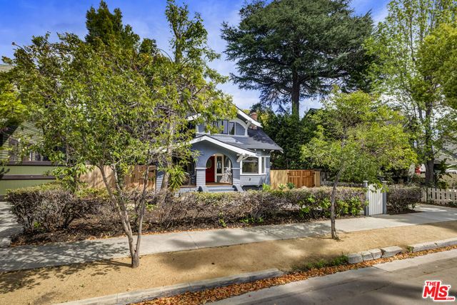 1926 N Wilton Place, Los Angeles, CA 90068