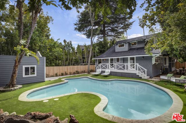 1926 N Wilton Place, Los Angeles, CA 90068