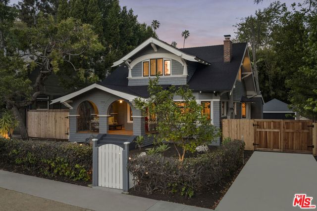 1926 N Wilton Place, Los Angeles, CA 90068