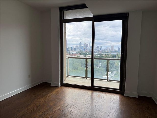 270 17th Street NW 2207, Atlanta, GA 30363