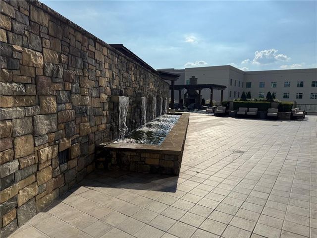 270 17th Street NW 2207, Atlanta, GA 30363