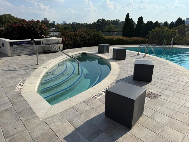 270 17th Street NW 2207, Atlanta, GA 30363