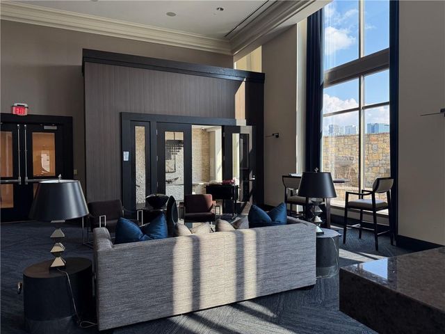 270 17th Street NW 2207, Atlanta, GA 30363