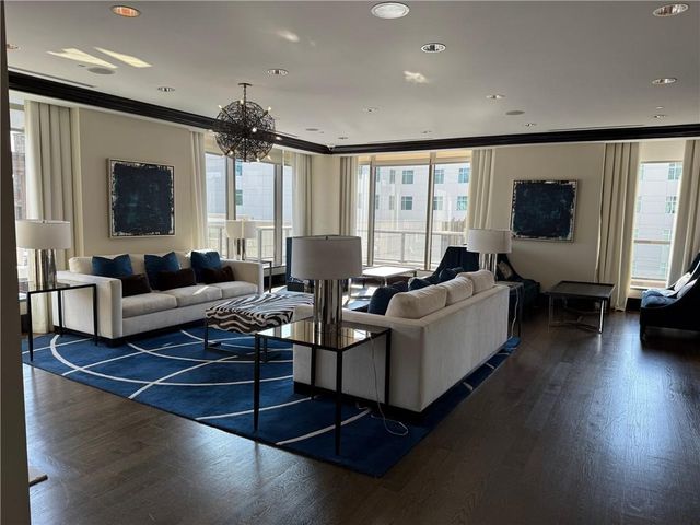 270 17th Street NW 2207, Atlanta, GA 30363