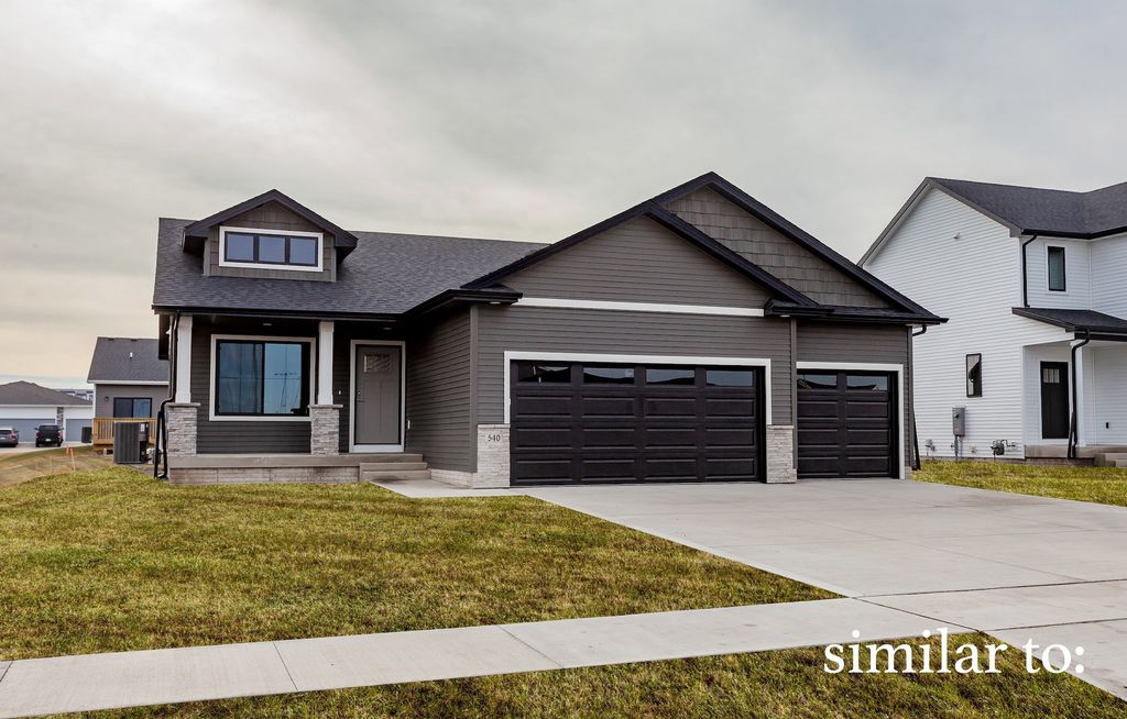 509 Walker Street, Polk City, IA 50226