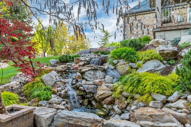 285 STONE GATE LN, Provo, UT 84604