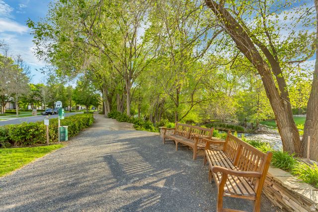285 STONE GATE LN, Provo, UT 84604