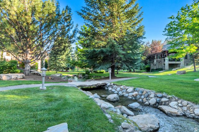 285 STONE GATE LN, Provo, UT 84604