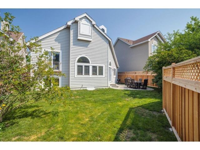15635 17th Avenue N, Plymouth, MN 55447