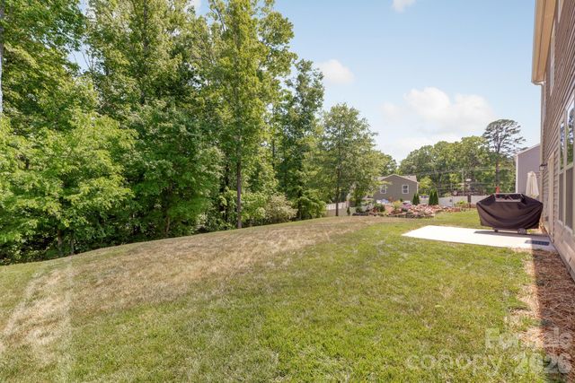 10020 Michael Crossing Drive, Charlotte, NC 28213