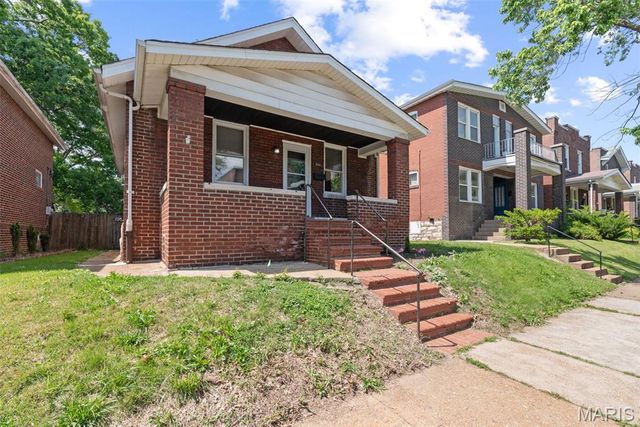 6033 Carlsbad Avenue, St Louis, MO 63116