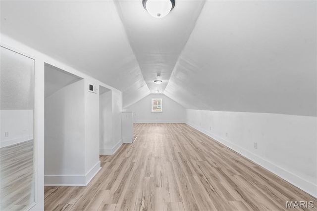 6033 Carlsbad Avenue, St Louis, MO 63116
